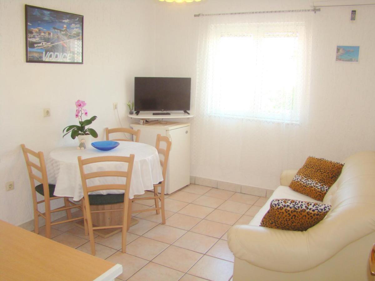 Apartments Ruza Vodice Room photo